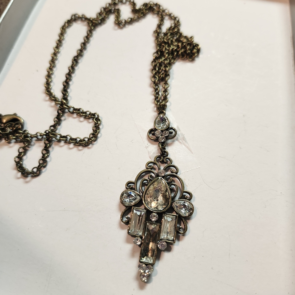 Source Unknown Clear Crystal Teardrop Pendant on Antique Gold Chain